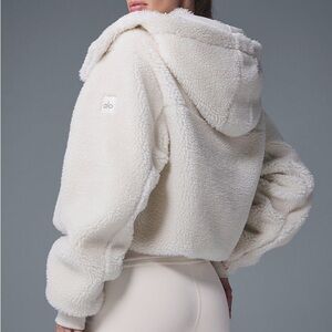 ALO Yoga Cream Sherpa Hoodie Jacket